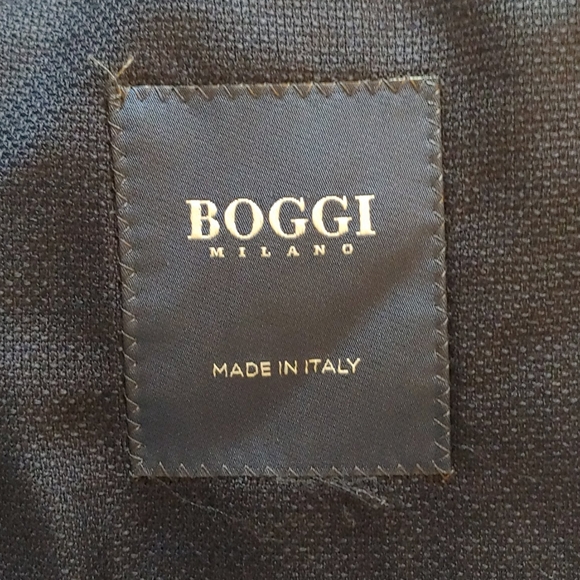 BOGGI navy blue blazer - size 44 like new - Picture 4 of 6
